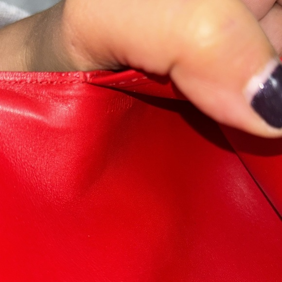 Louis Vuitton Sarah wallet with chain - Picture 12 of 12